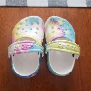 Rainbow Crocs size 2/3 Baby Like New